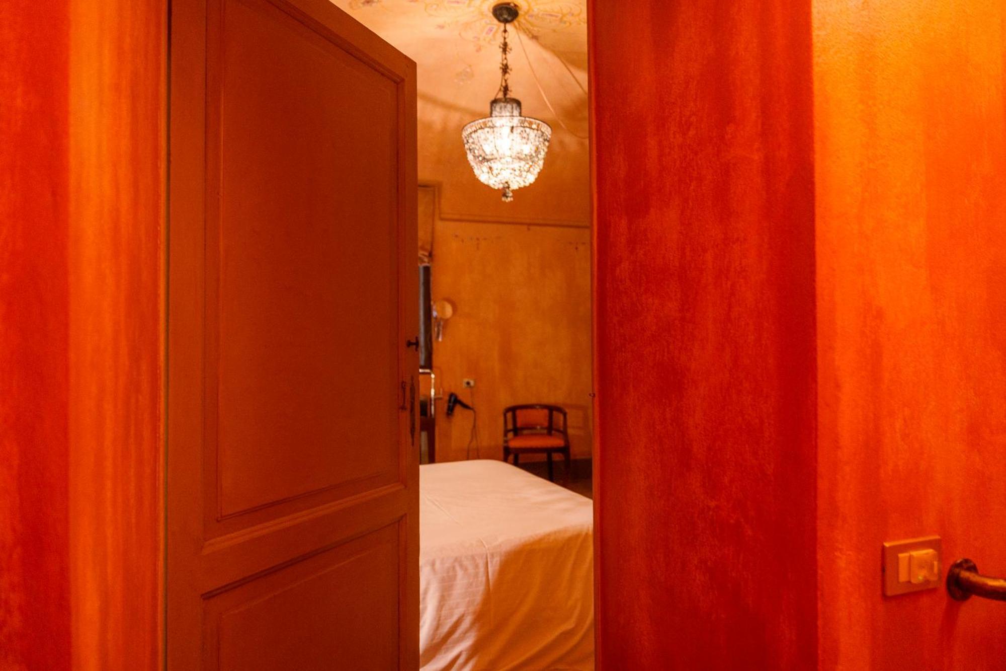 Casa Baladin camere di Charme e Agronidi dell'Open Garden Piozzo Esterno foto